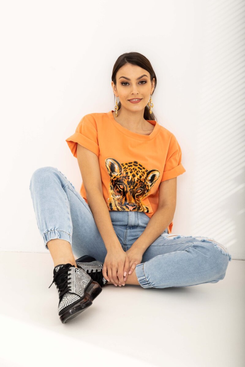 2214-OG Pomarańczowa bluzka z nadrukiem Cheetah (4)